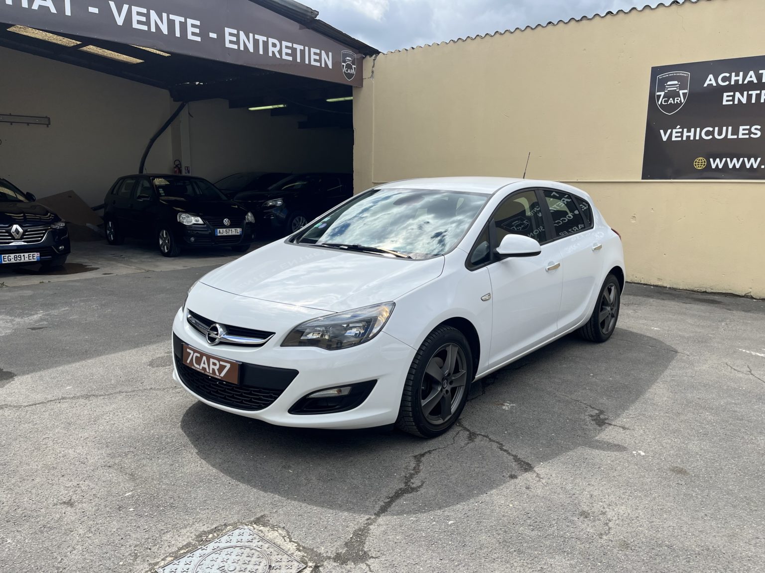 OPEL ASTRA IV EDITION 1.4 .2015.