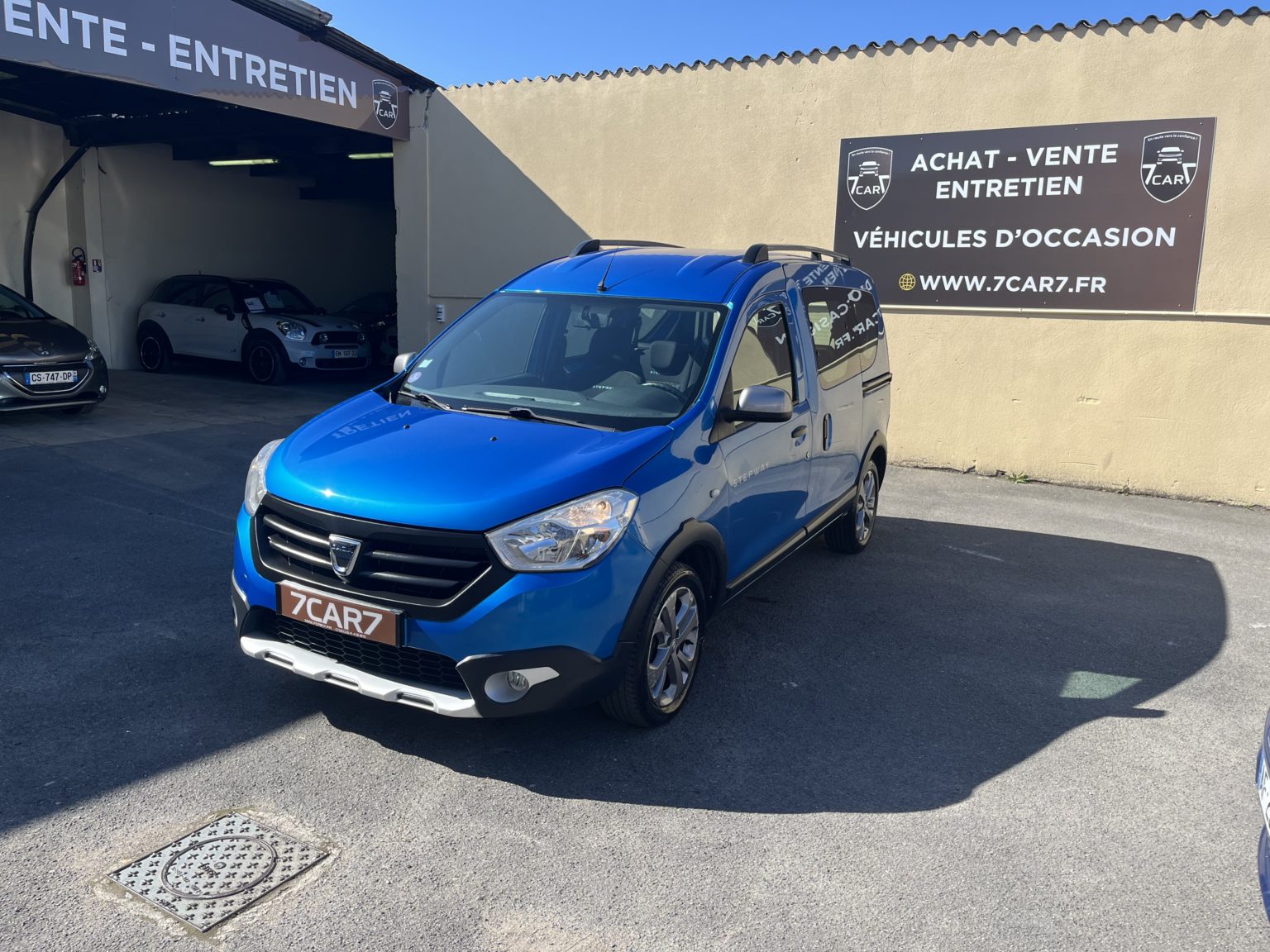 DACIA DOKKER STEPWAY .2015.