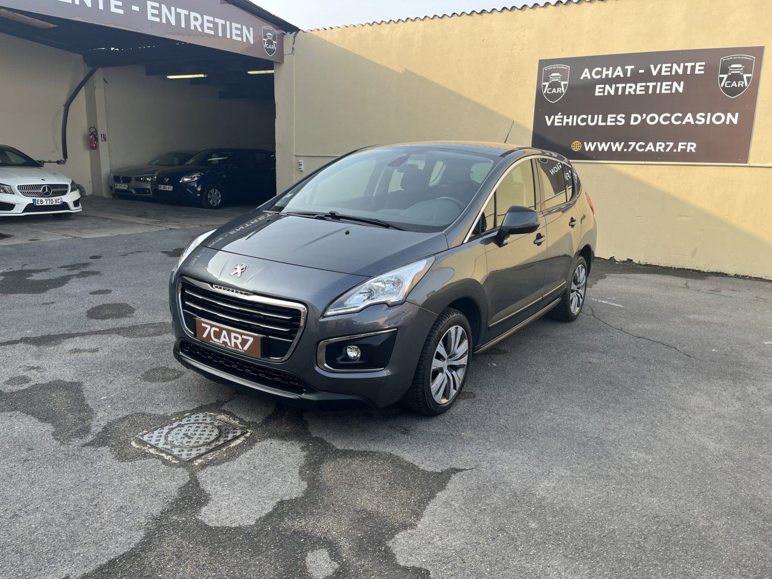 PEUGEOT 3008 (2) ACTIVE .2014.