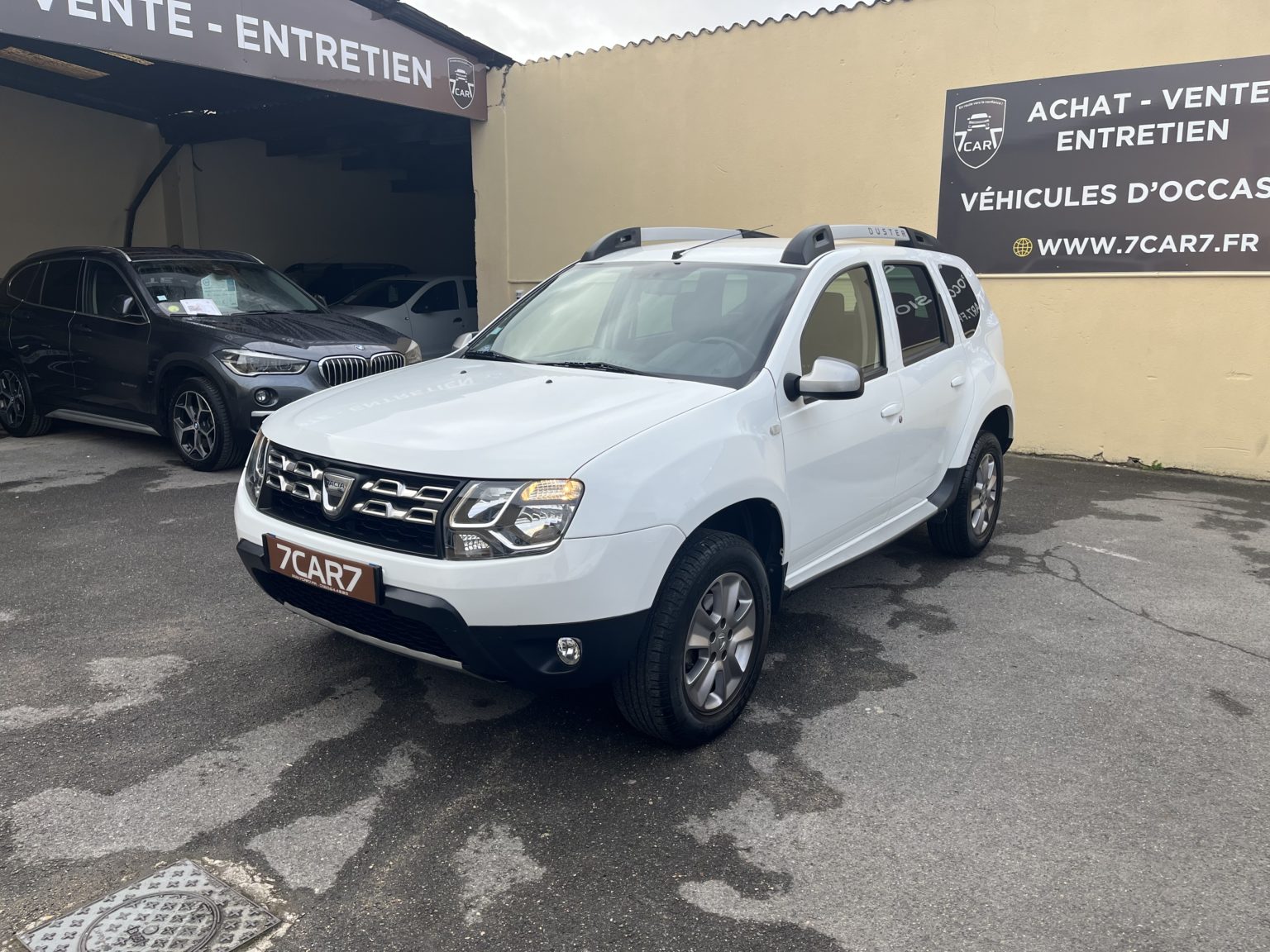 DACIA DUSTER PRESTIGE .2015.